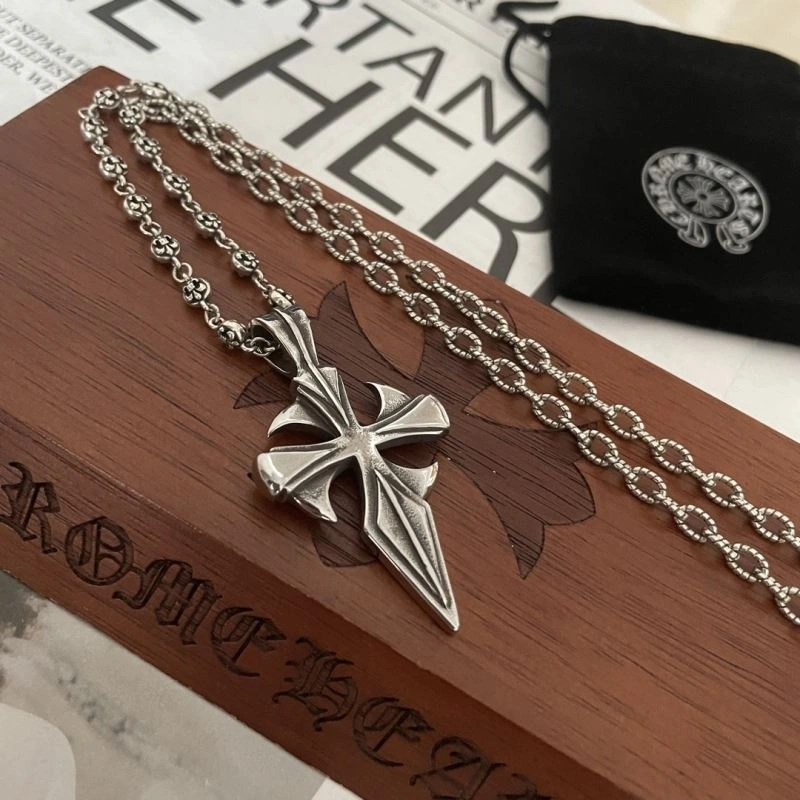 Modern Chrxmx Hxxrts Necklaces 300838