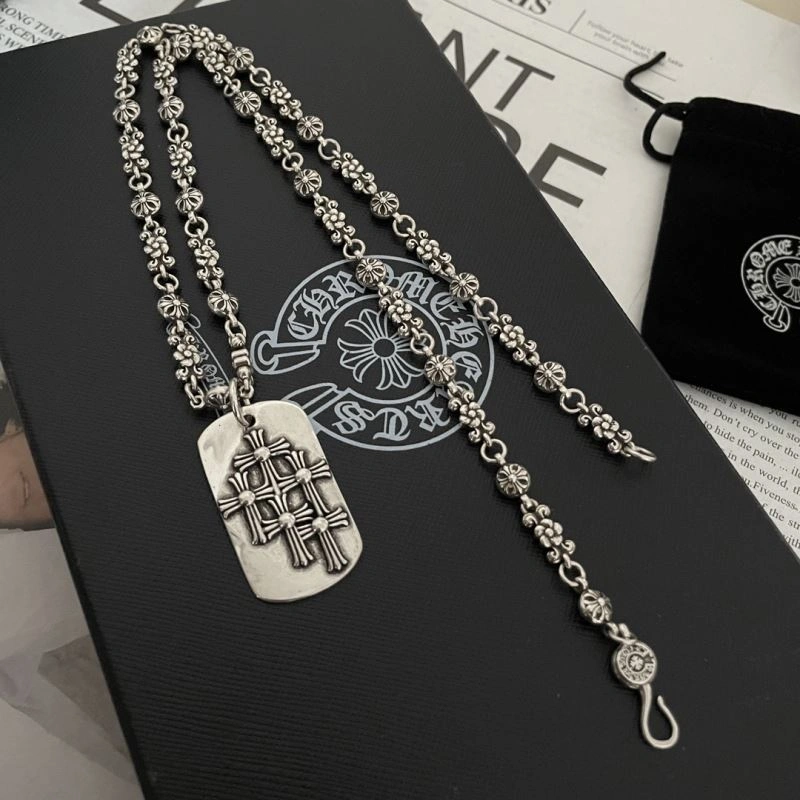 Cozy Chrxmx Hxxrts Necklaces 300837