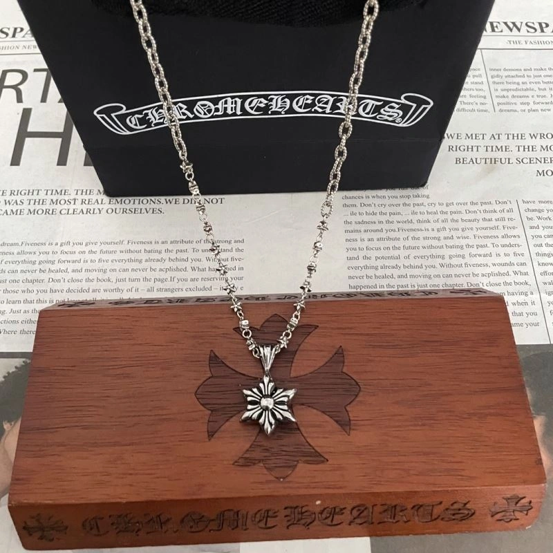 Trendy Chrxmx Hxxrts Necklaces 300835