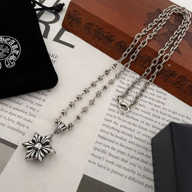 Trendy Chrxmx Hxxrts Necklaces 300835
