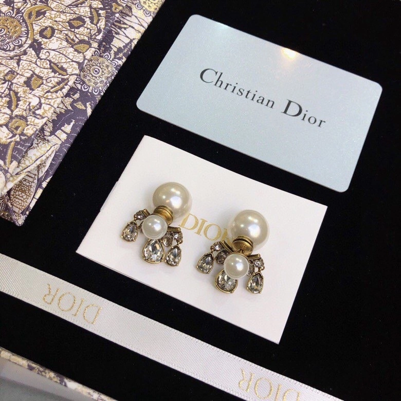 Durable Christian Dxxr Earrings 295310