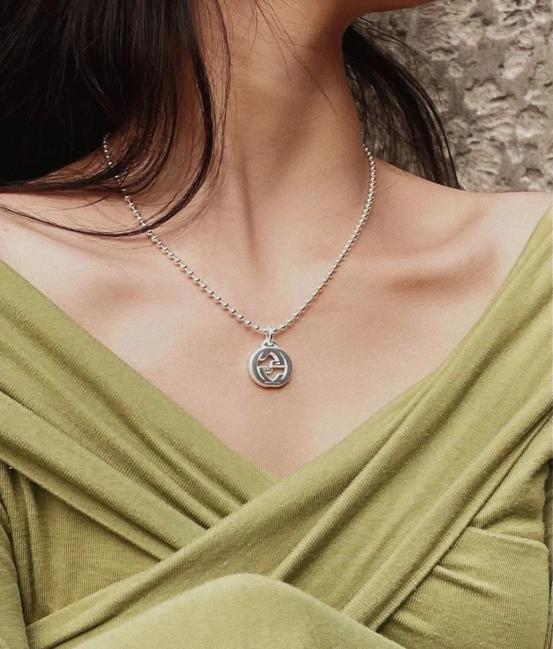Gxccx Necklaces Affordable 306429