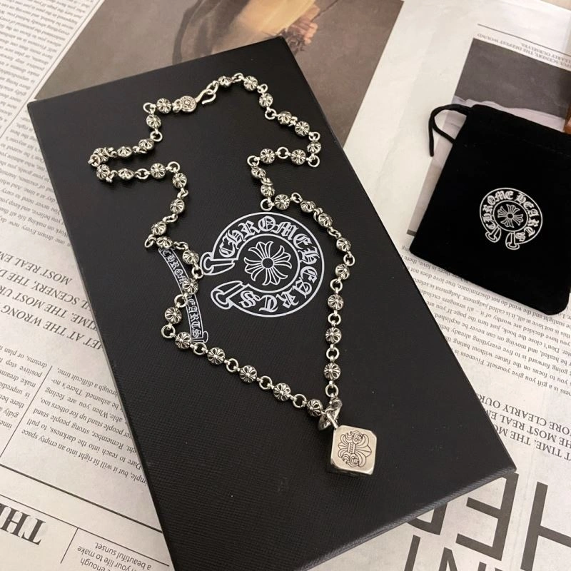 Chrxmx Hxxrts Necklaces Resilient 300827