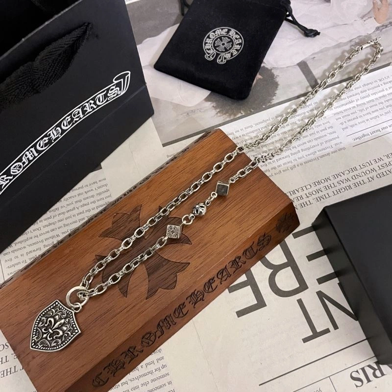 Efficient Chrxmx Hxxrts Necklaces 300817