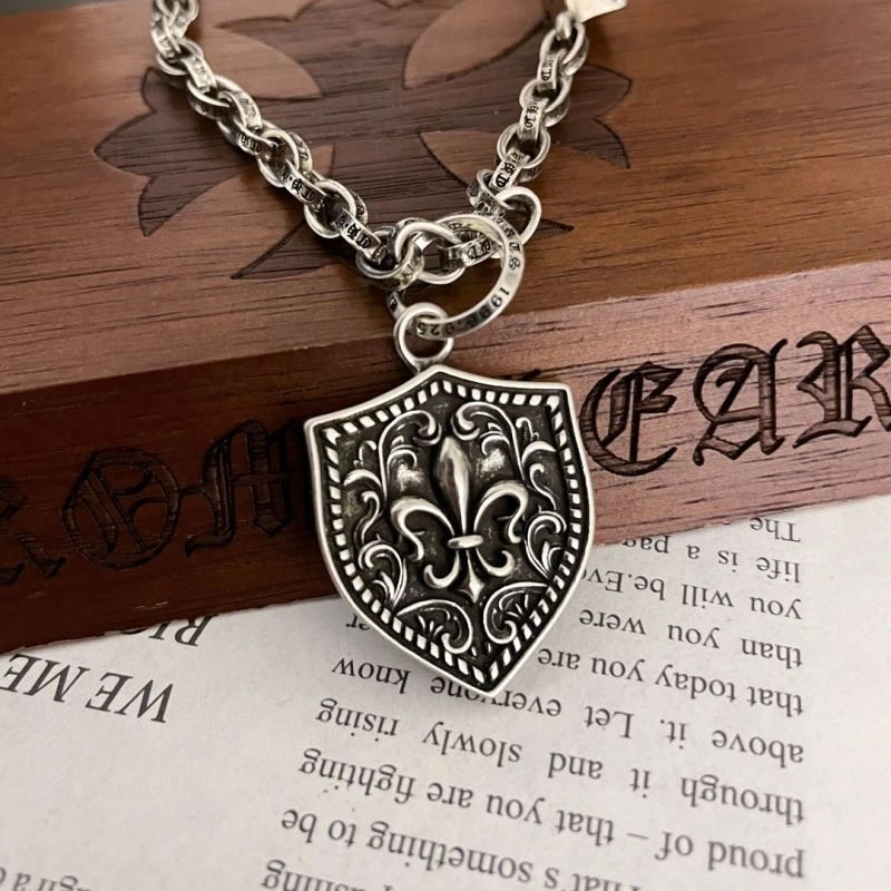 Efficient Chrxmx Hxxrts Necklaces 300817