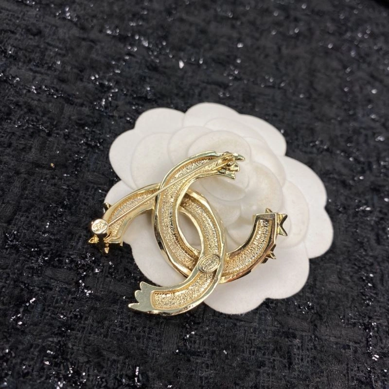 Trendy Chxnxl Brooches 292654