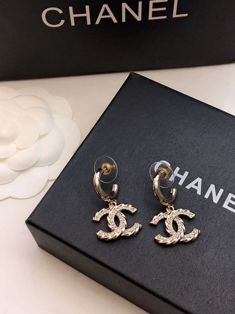 Stylish Chxnxl Earrings 291491