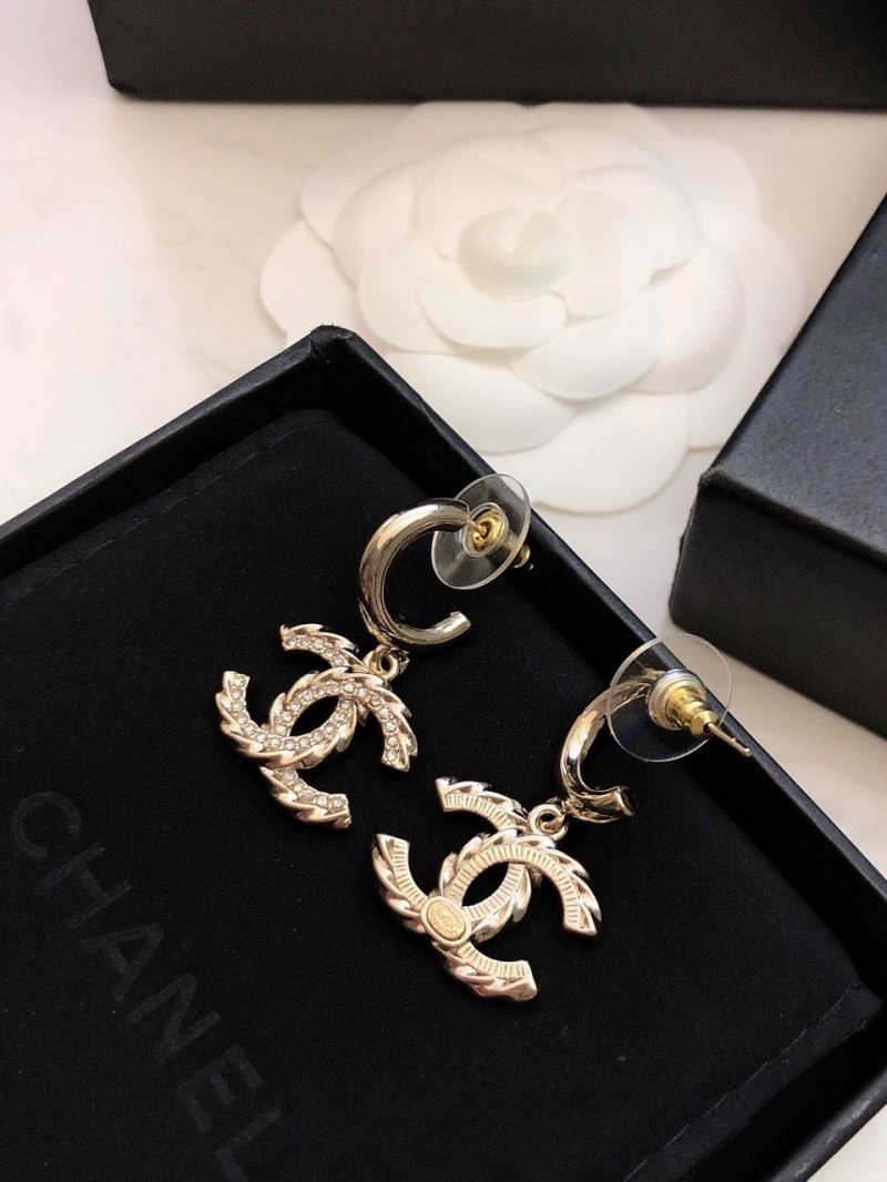 Stylish Chxnxl Earrings 291491