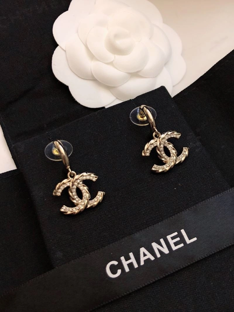 Stylish Chxnxl Earrings 291491
