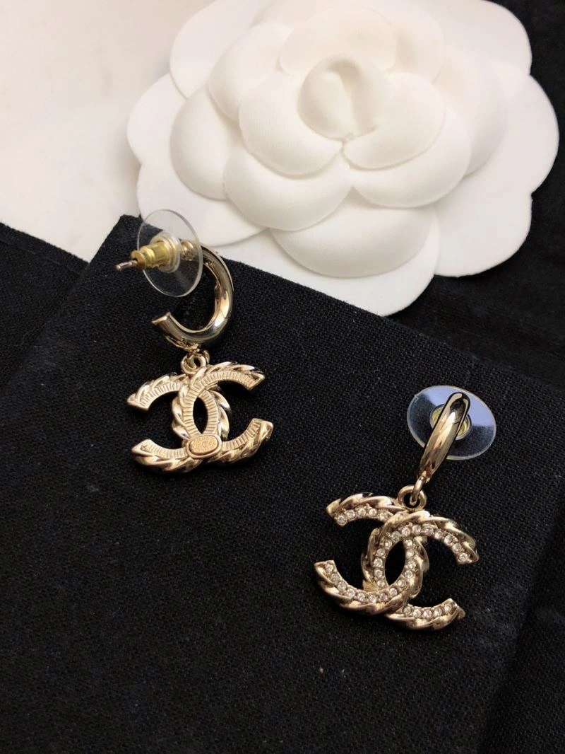 Stylish Chxnxl Earrings 291491