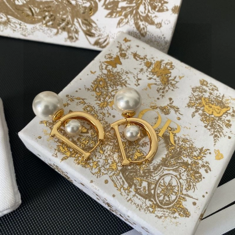 Christian Dxxr Earrings Durable 295307