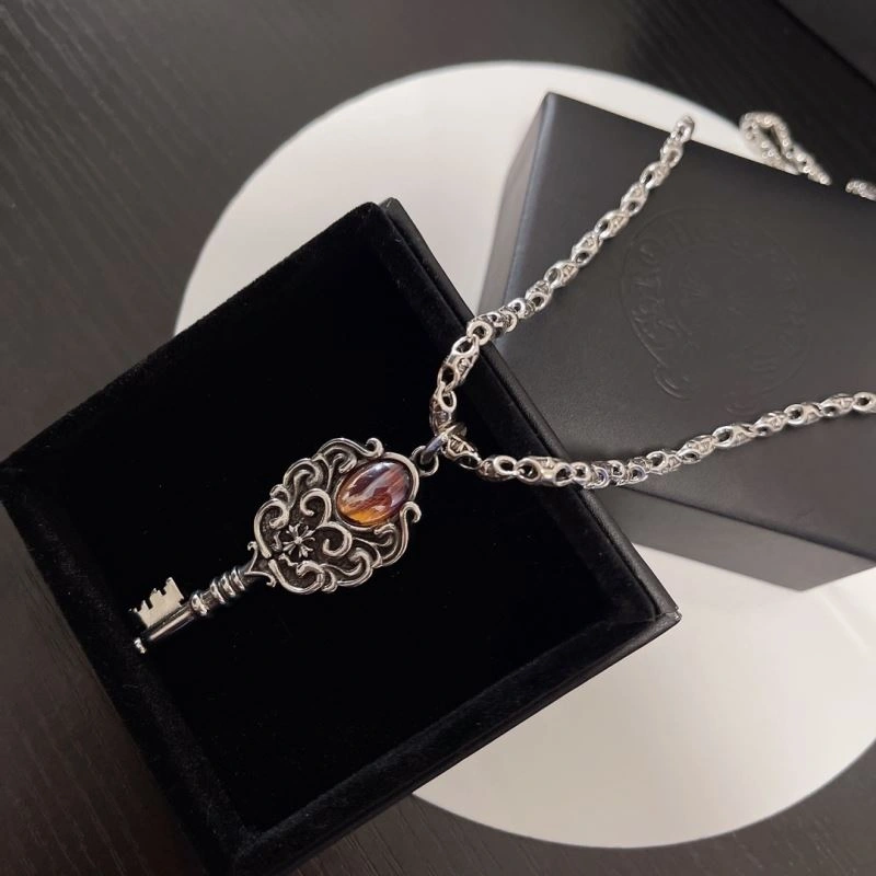Unique Chrxmx Hxxrts Necklaces 300806