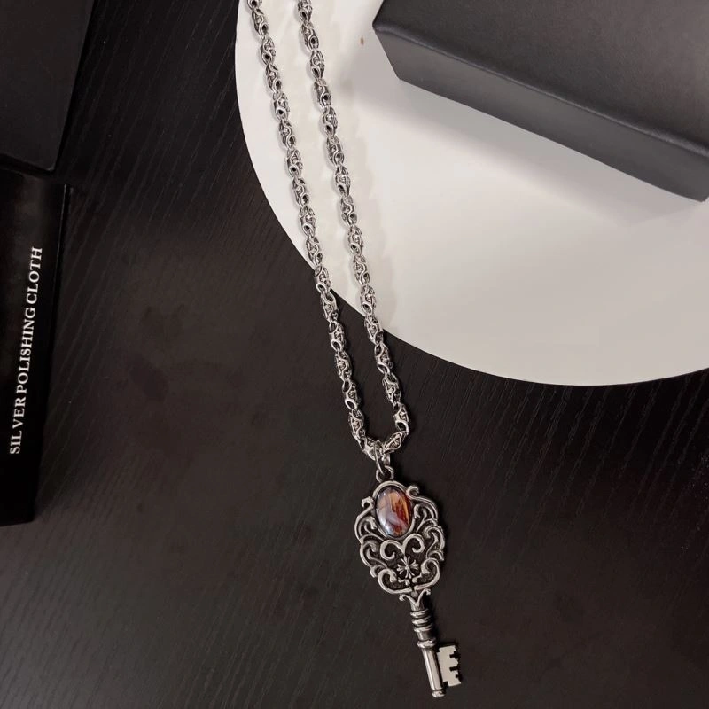 Unique Chrxmx Hxxrts Necklaces 300806
