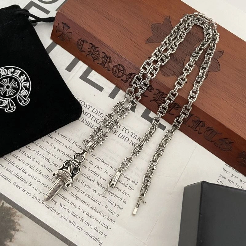 Chrxmx Hxxrts Necklaces Compact 300805