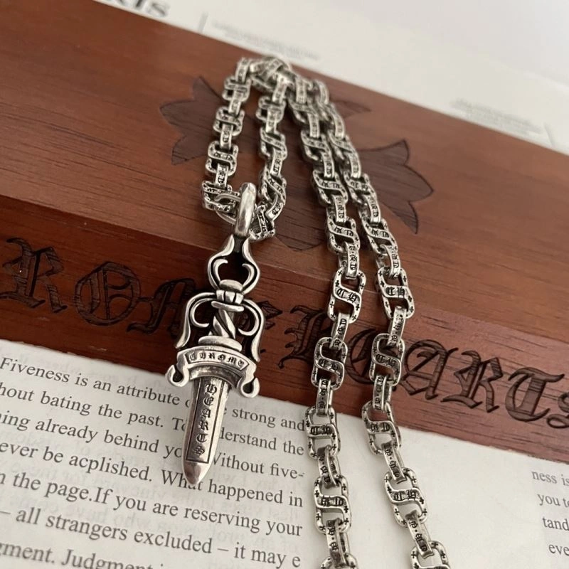 Chrxmx Hxxrts Necklaces Compact 300805