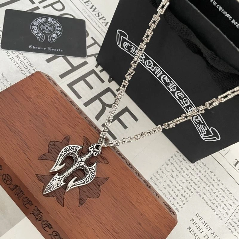UrbanStyle Chrxmx Hxxrts Necklaces 300814