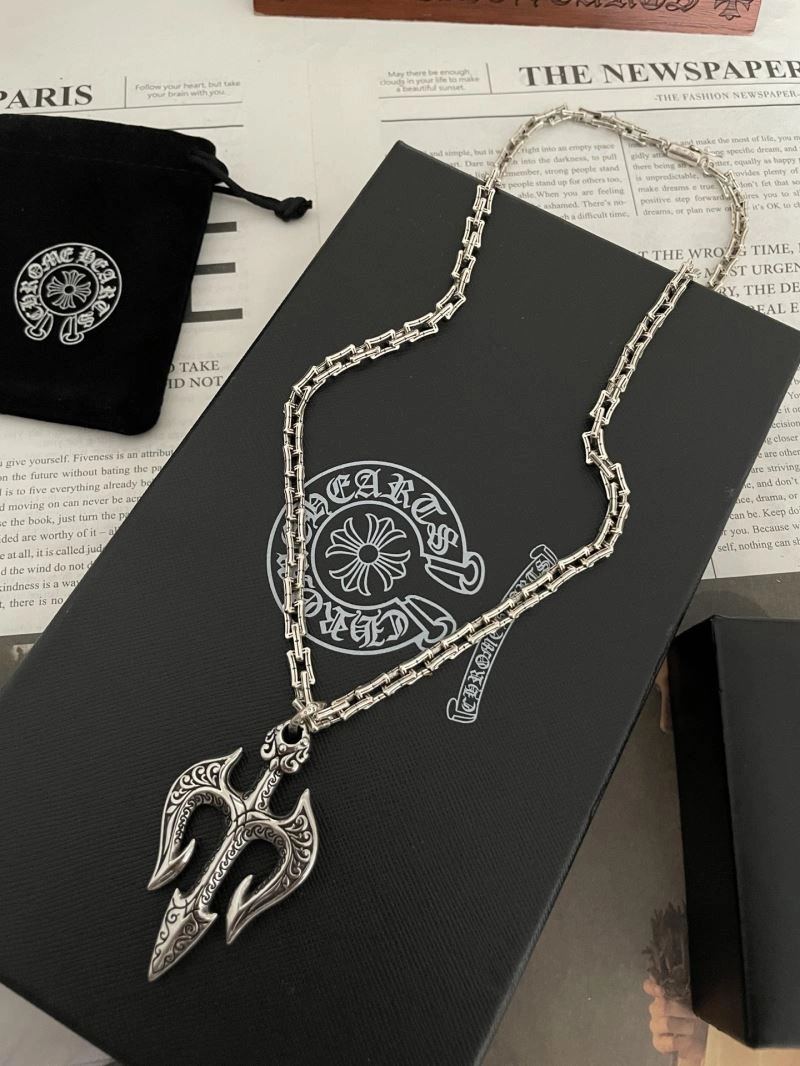 UrbanStyle Chrxmx Hxxrts Necklaces 300814