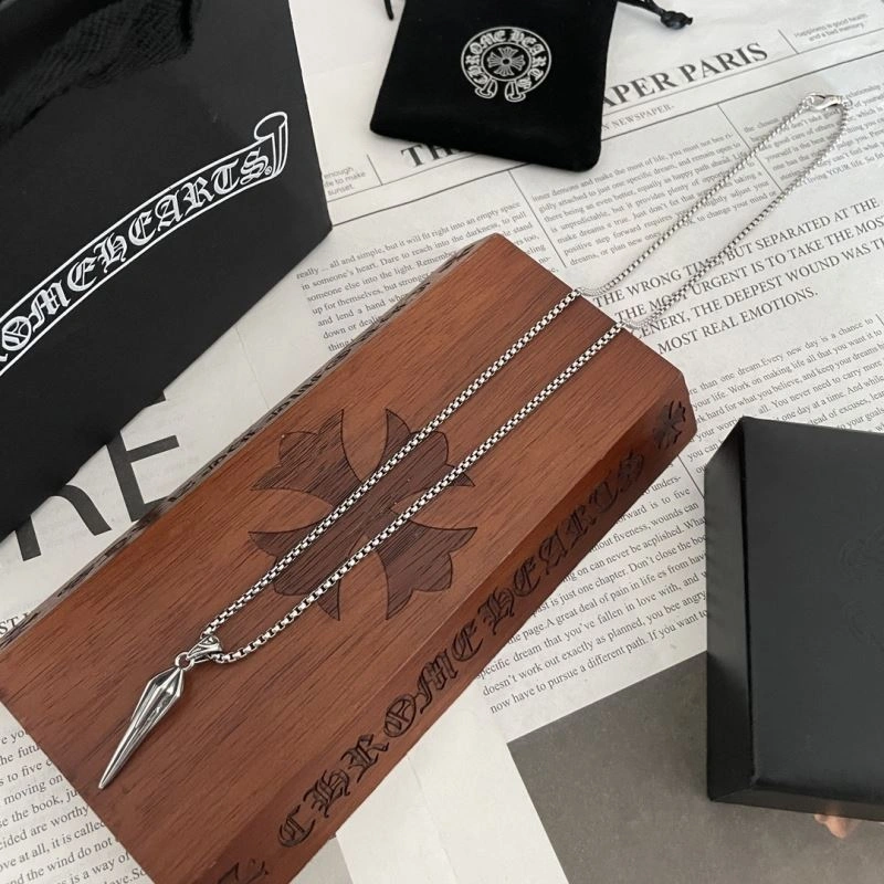 Functional Chrxmx Hxxrts Necklaces 300808