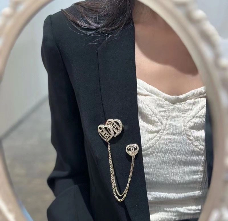 Chxnxl Brooches StreetReady 292640