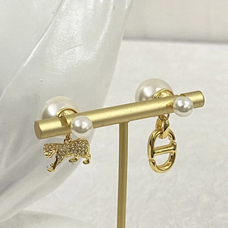 Cozy Christian Dxxr Earrings 295303