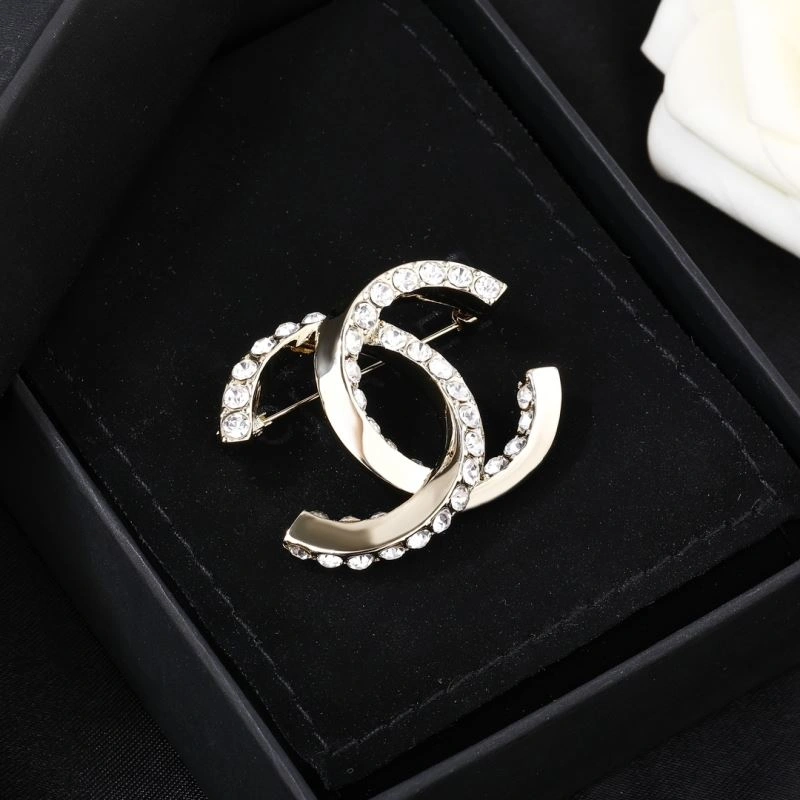 Fashionable Chxnxl Brooches 292627
