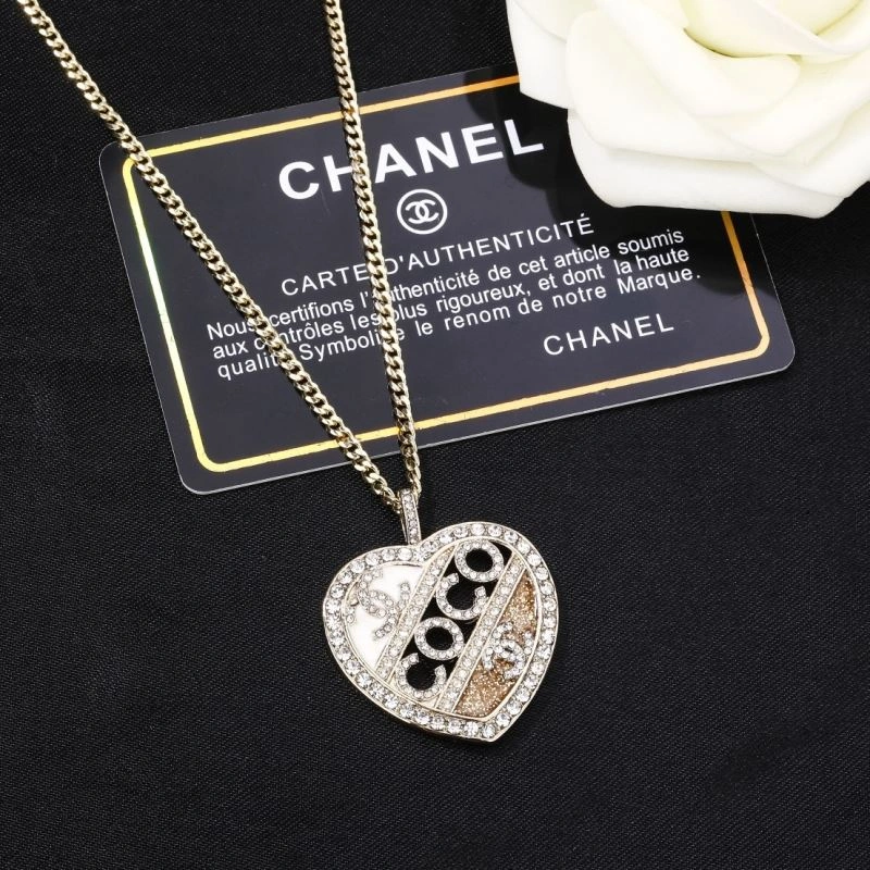 Elegant Chxnxl Brooches 292612