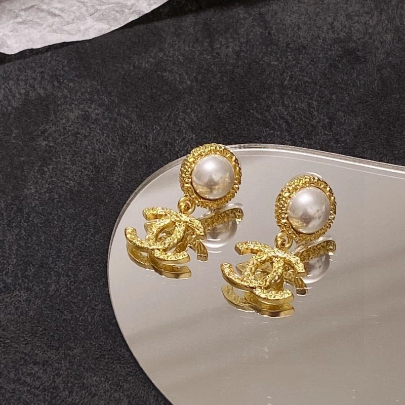 Sophisticated Chxnxl Earrings 291447