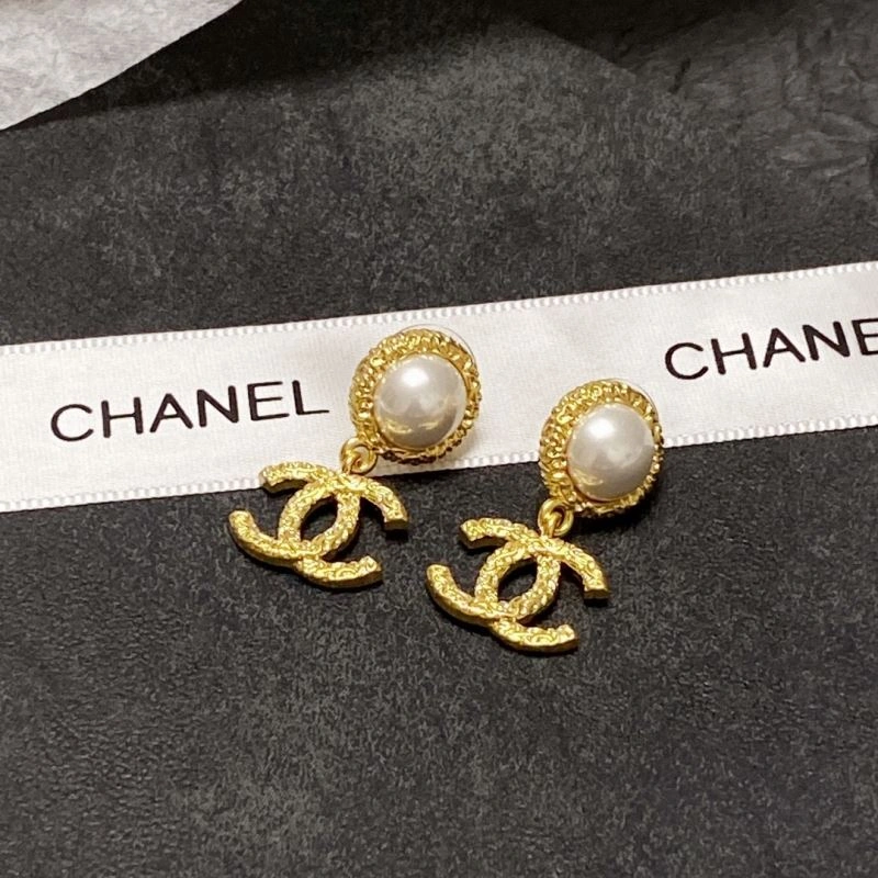 Sophisticated Chxnxl Earrings 291447