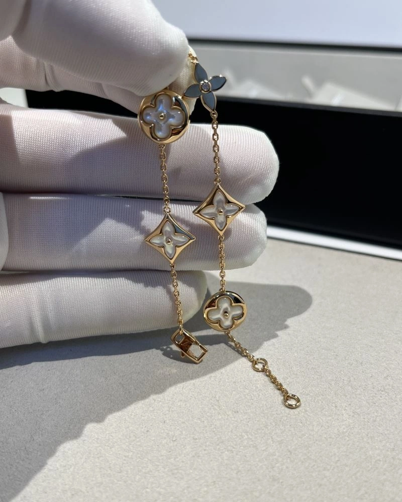 Lightweight LX Bracelets 311916