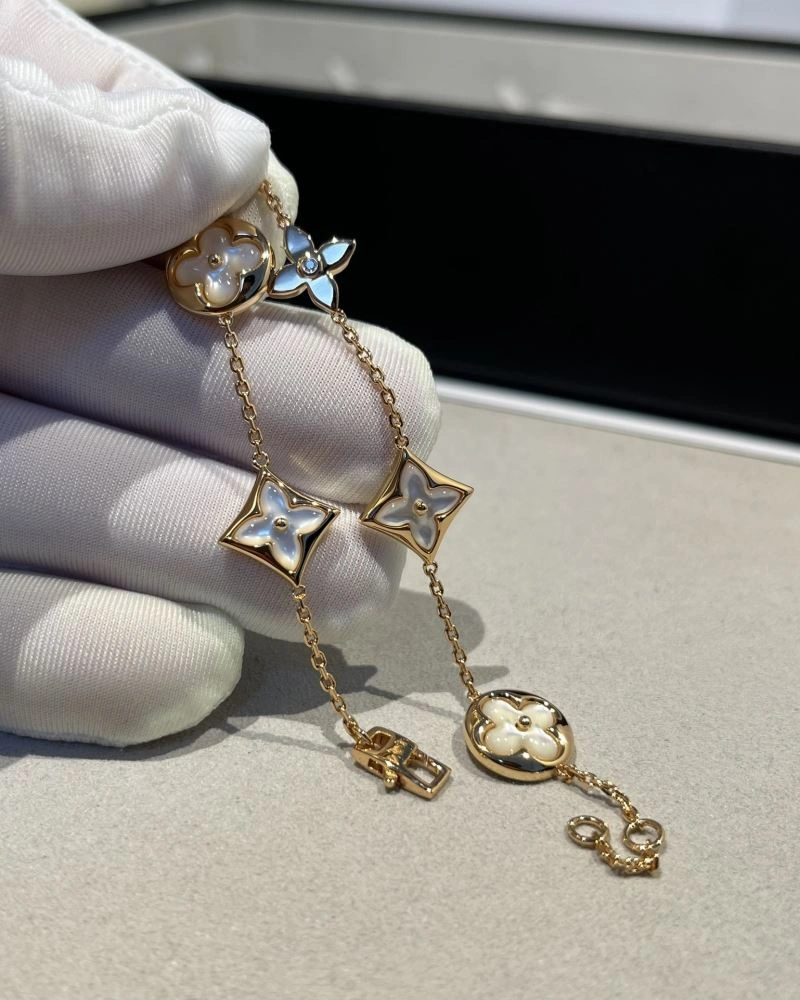 Lightweight LX Bracelets 311916