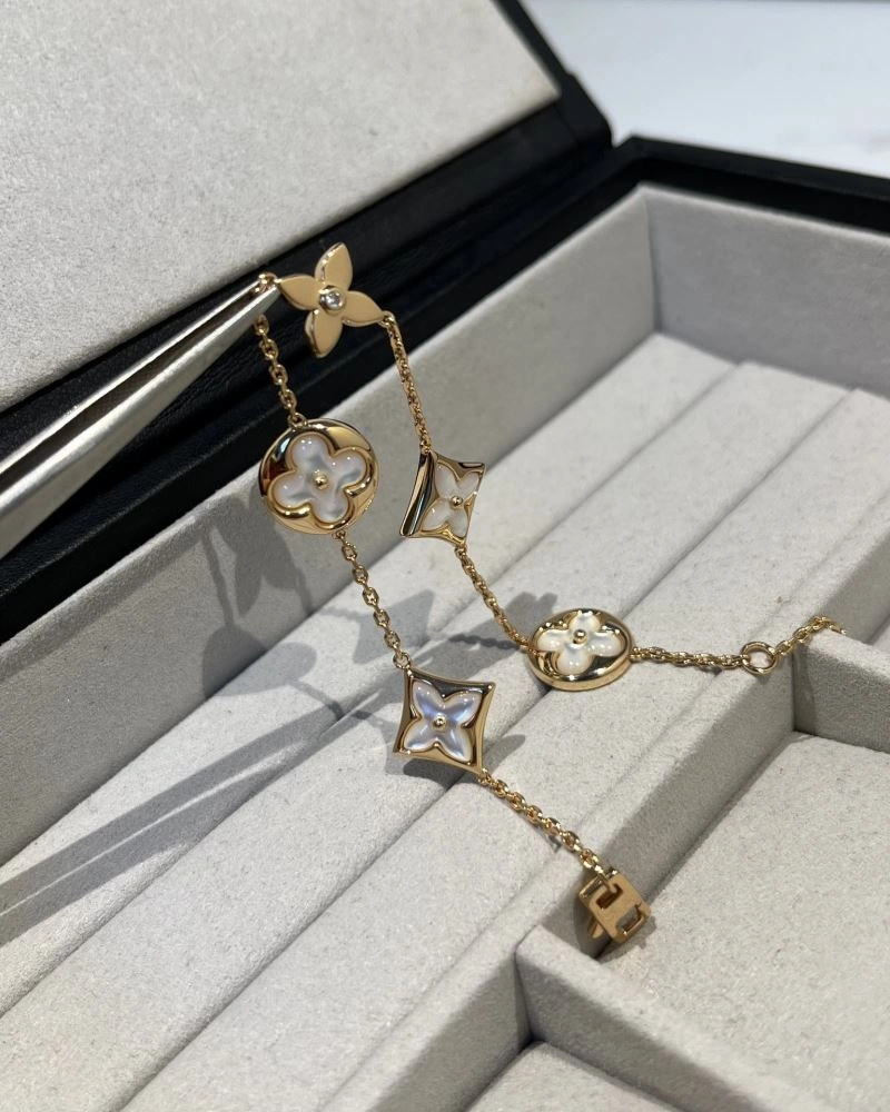 Lightweight LX Bracelets 311916