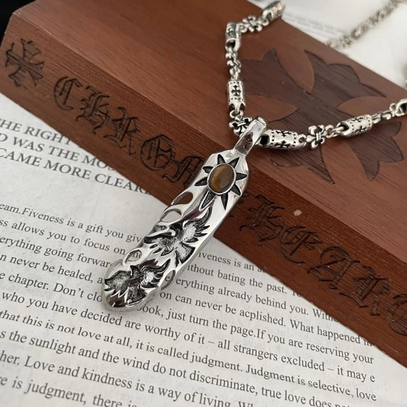 Stylish Chrxmx Hxxrts Necklaces 300791