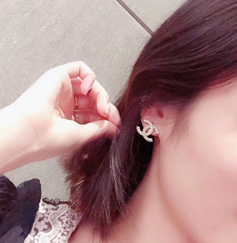 Comfortable Chxnxl Earrings 291445