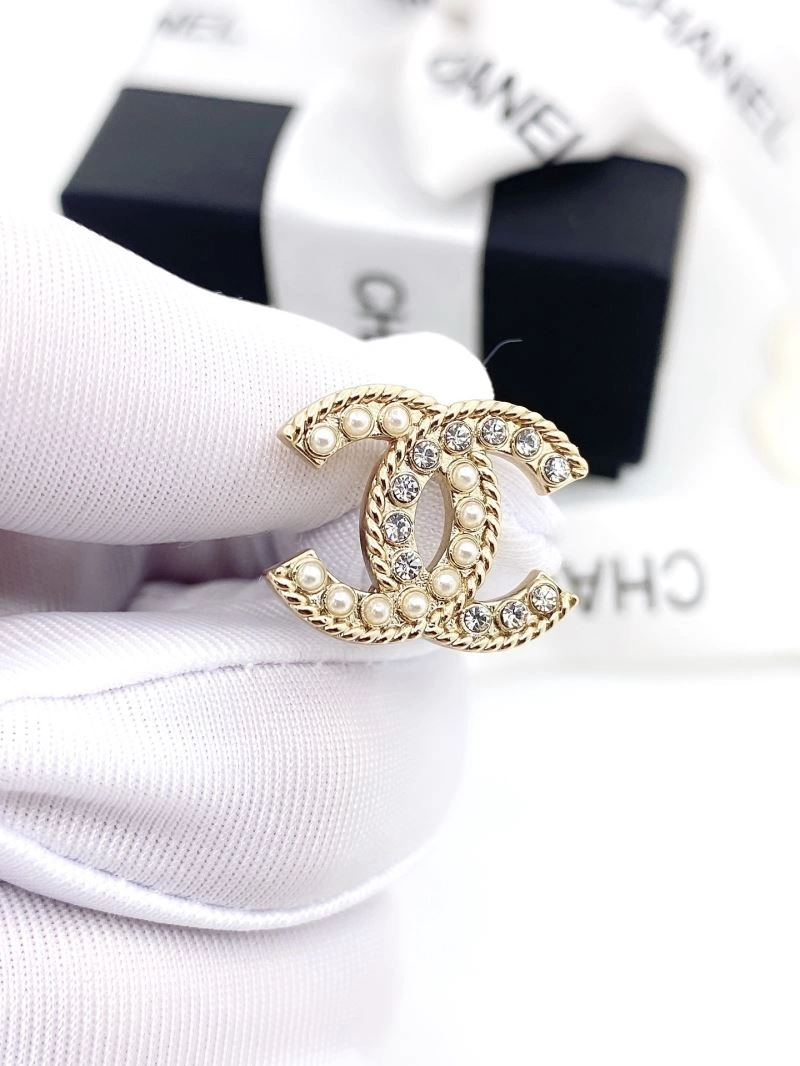 Comfortable Chxnxl Earrings 291445