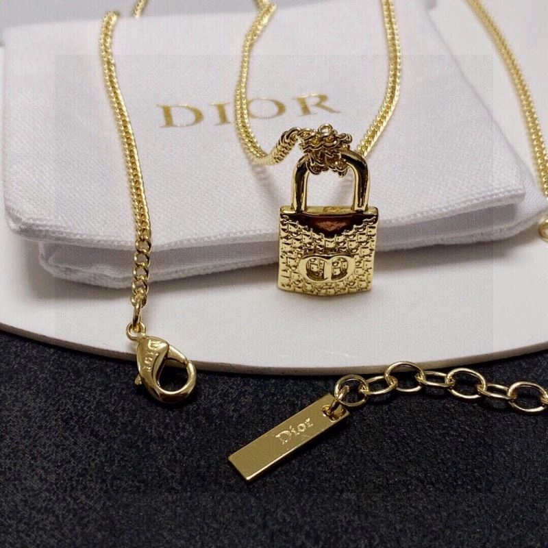 Cozy Christian Dxxr Necklaces 295092