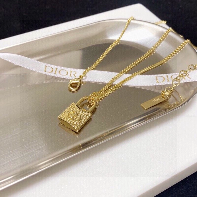 Cozy Christian Dxxr Necklaces 295092