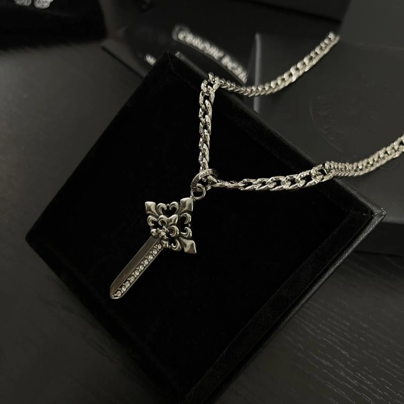 Trendy Chrxmx Hxxrts Necklaces 300790