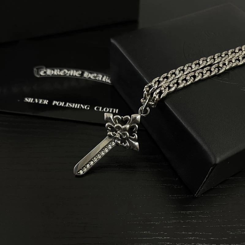 Trendy Chrxmx Hxxrts Necklaces 300790