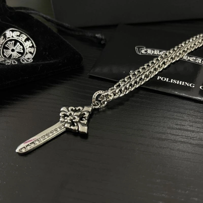 Trendy Chrxmx Hxxrts Necklaces 300790