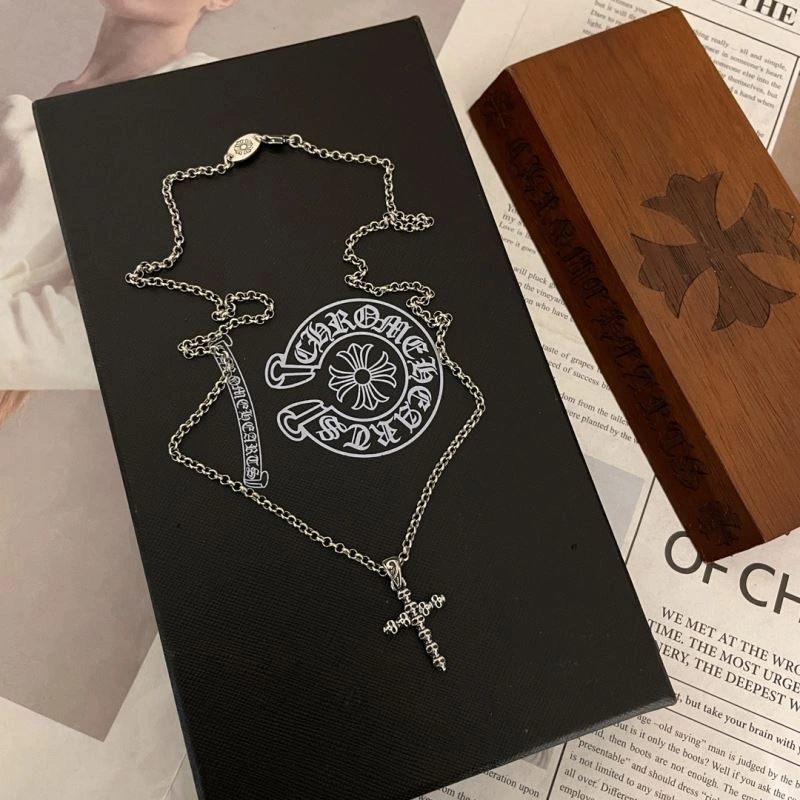 Chrxmx Hxxrts Necklaces SportInspired 300783