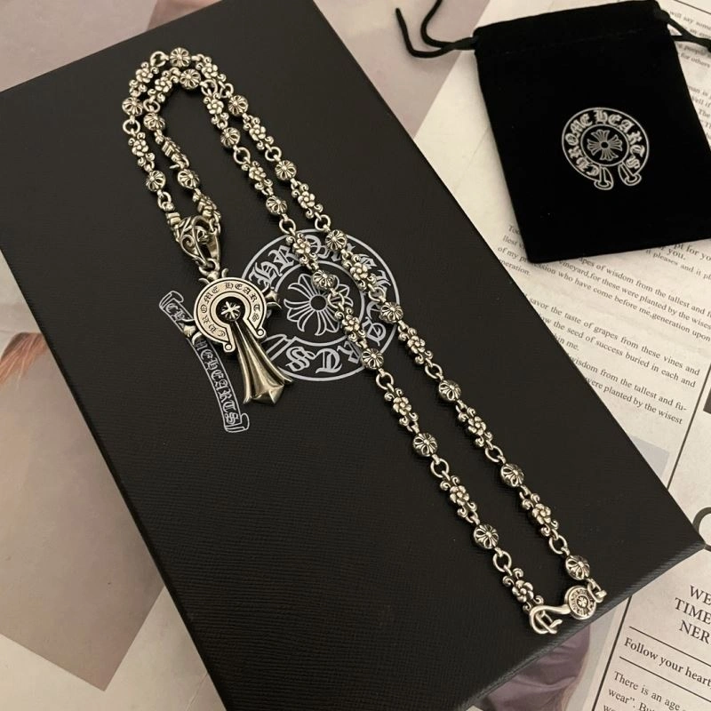 StreetReady Chrxmx Hxxrts Necklaces 300780