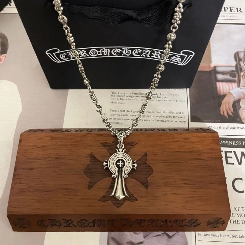 StreetReady Chrxmx Hxxrts Necklaces 300780