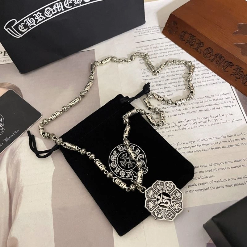 Chrxmx Hxxrts Necklaces ModernLook 300773