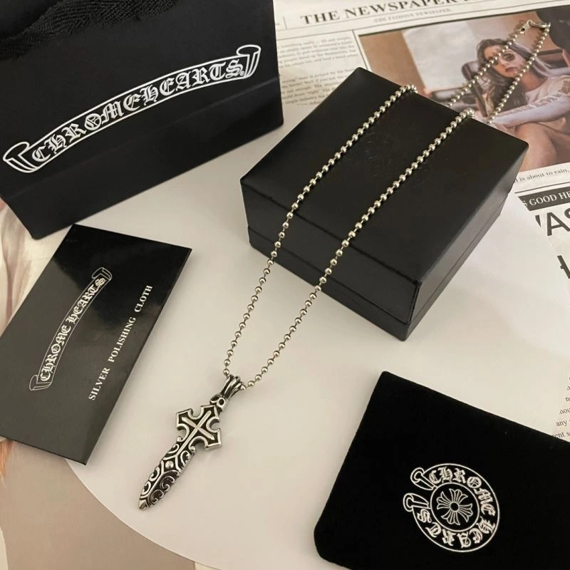 Chrxmx Hxxrts Necklaces EyeCatching 300772