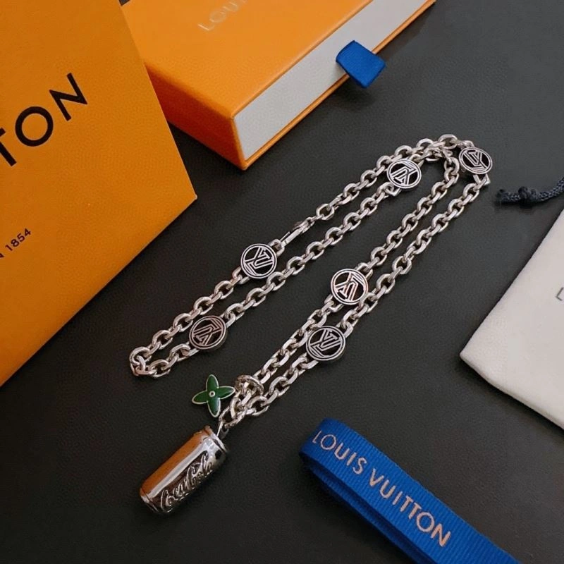 Refined LX Necklaces 311454