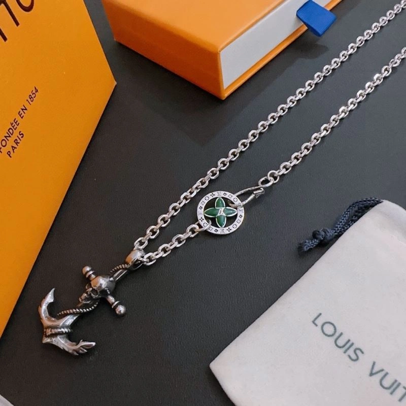Trendsetting LX Necklaces 311449