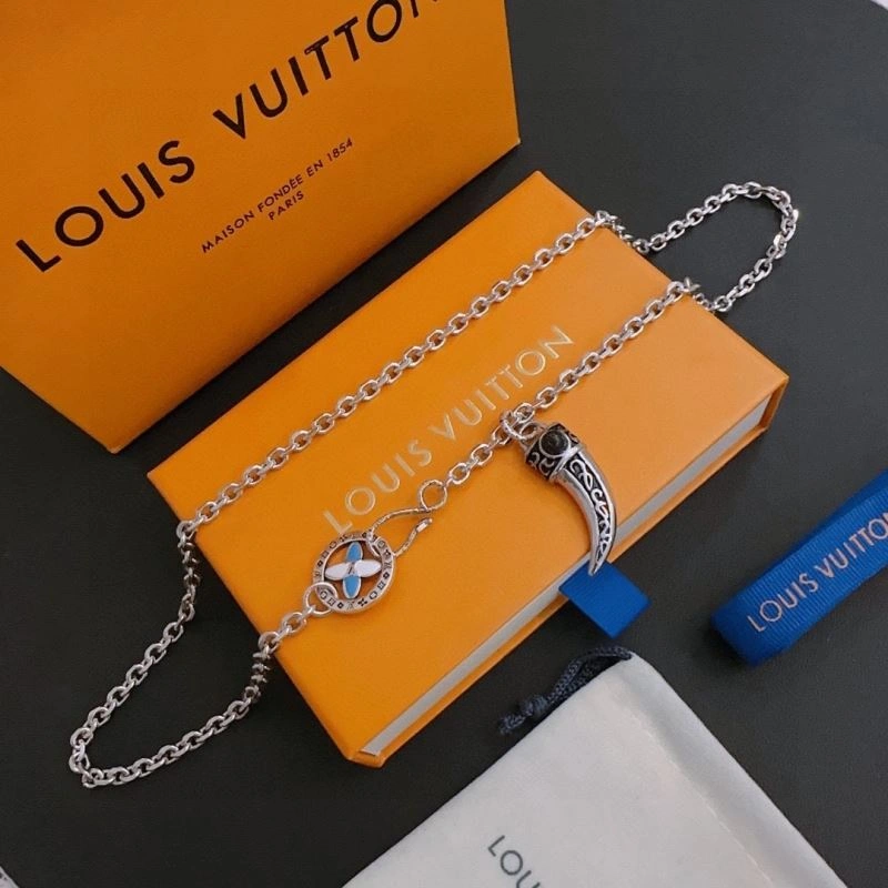 LX Necklaces Refined 311453