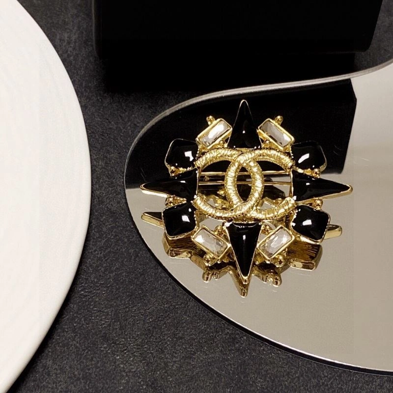 Chxnxl Brooches Timeless 292606