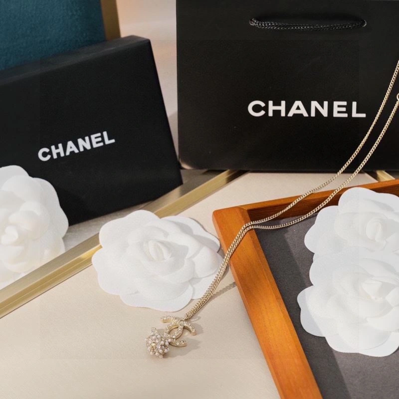 Chxnxl Brooches Compact 292599