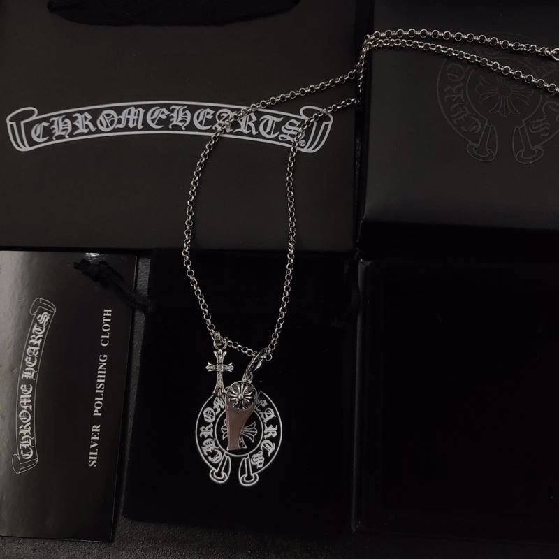 Chrxmx Hxxrts Necklaces Trendy 300775